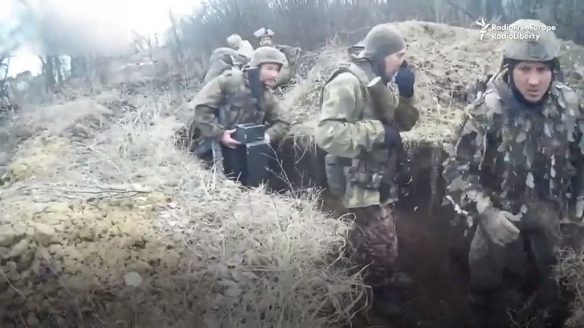 Na východě Ukrajiny operovala jednotka ruské FSB. Dokazuje to video